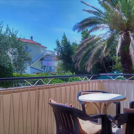 Guest Neno Guest house